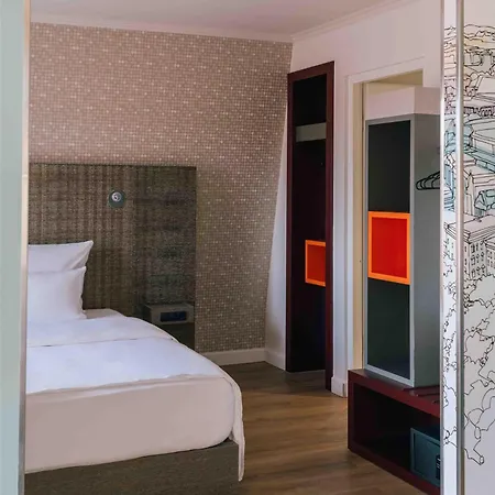 Pentahotel Hotel