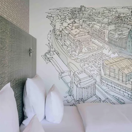 Готель Pentahotel