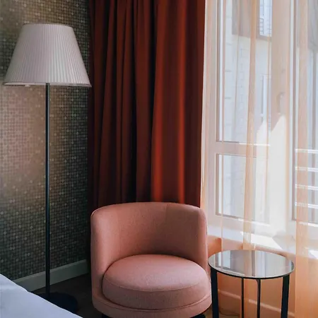 Pentahotel Готель 4*