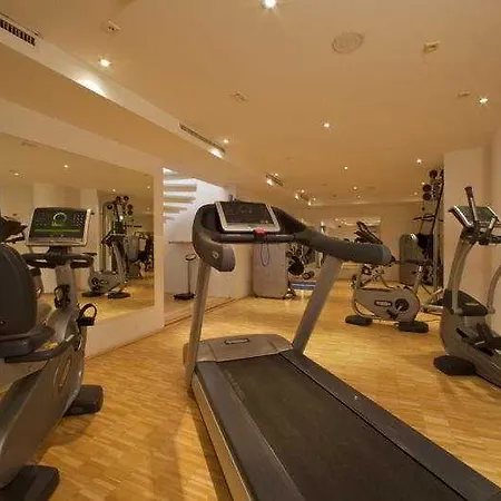 Ξενοδοχείο Pentahotel